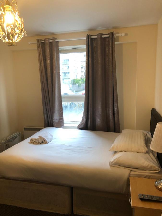 Wallace Budget Rooms Glasgow Bagian luar foto
