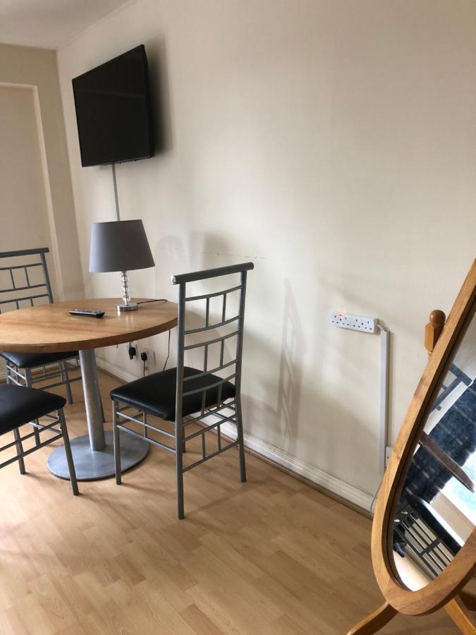 Wallace Budget Rooms Glasgow Bagian luar foto