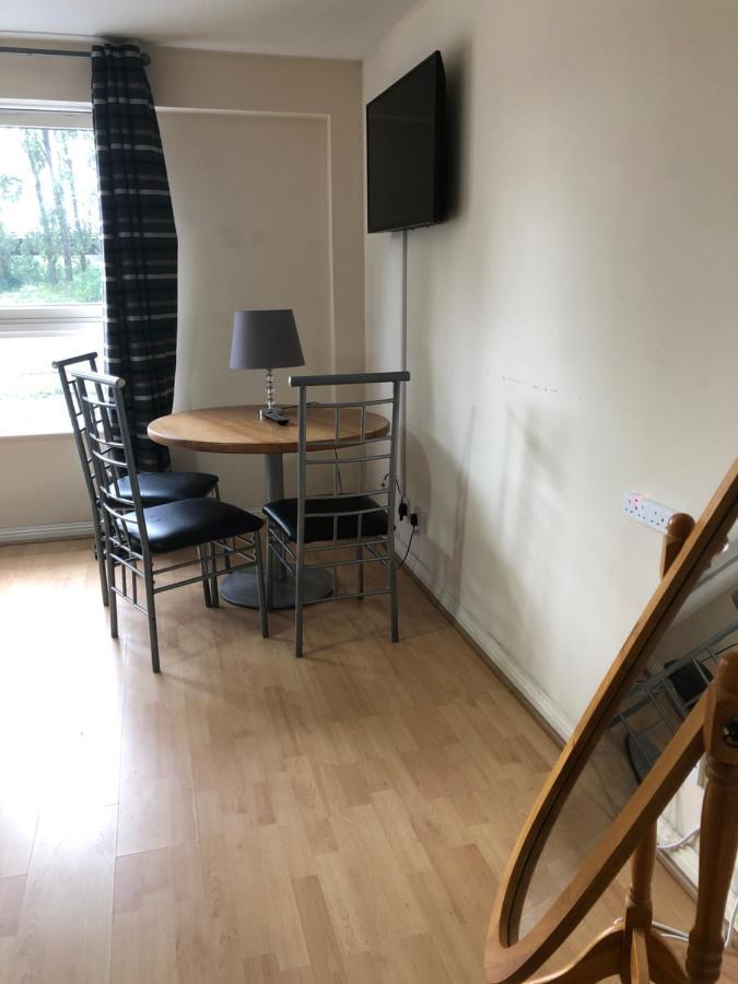 Wallace Budget Rooms Glasgow Bagian luar foto
