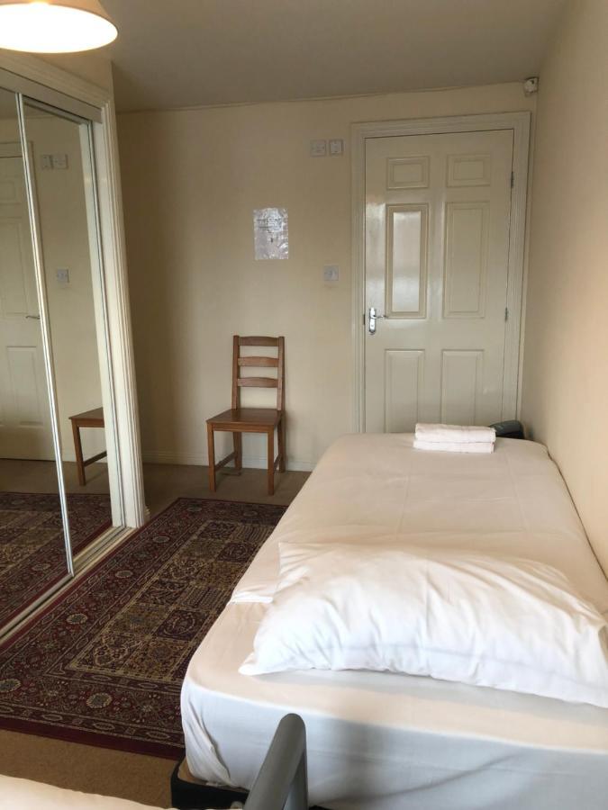 Wallace Budget Rooms Glasgow Bagian luar foto